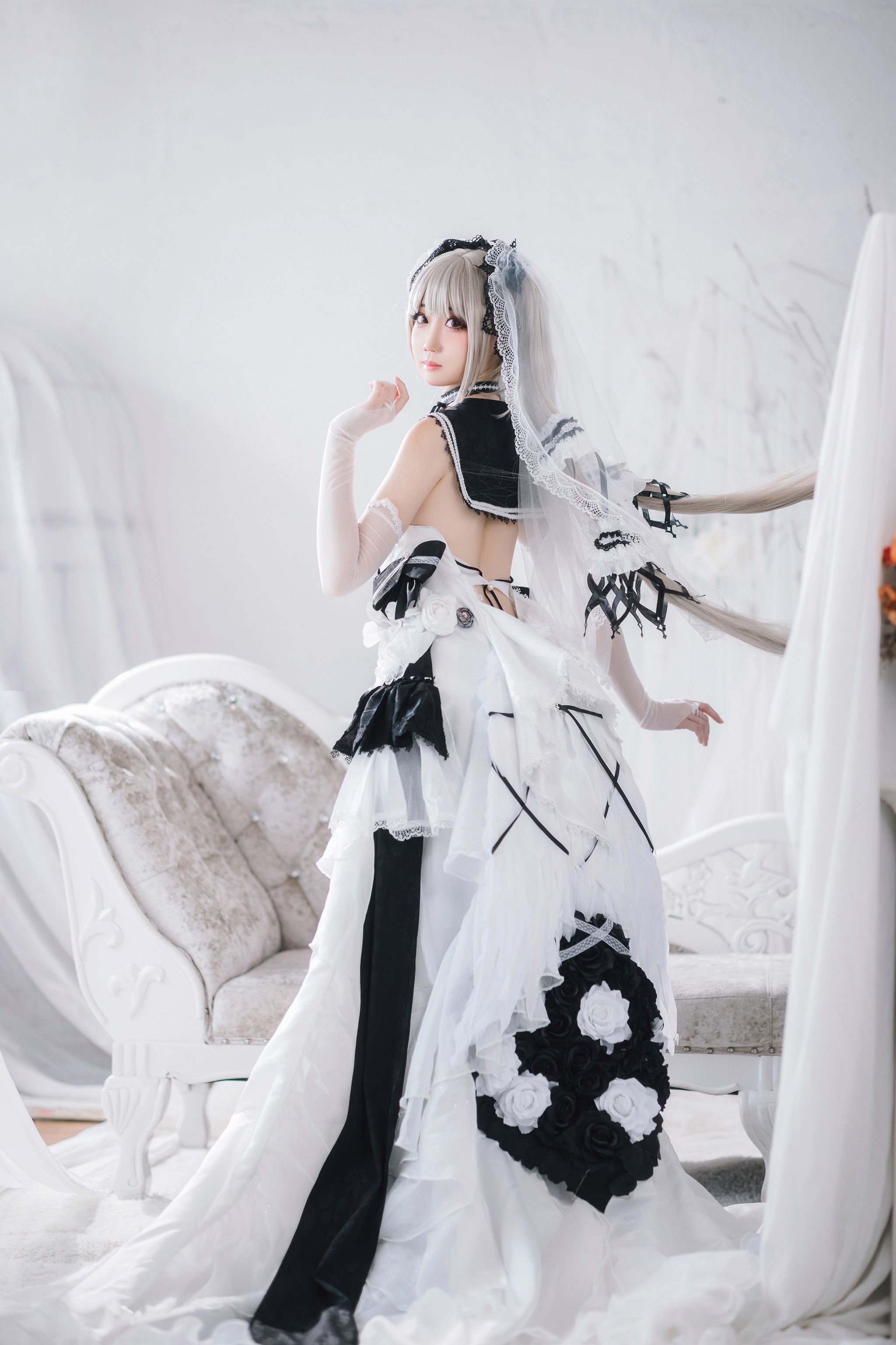 图片[1]-焖焖碳 – NO.014 可畏礼服[33P]-XikXak